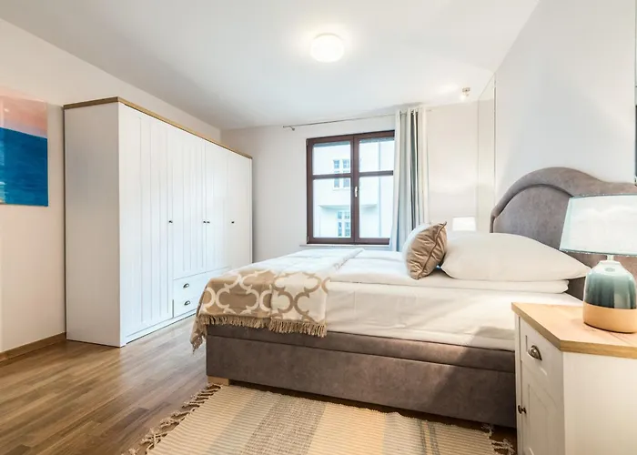 Dr - Hamptons Apartment *