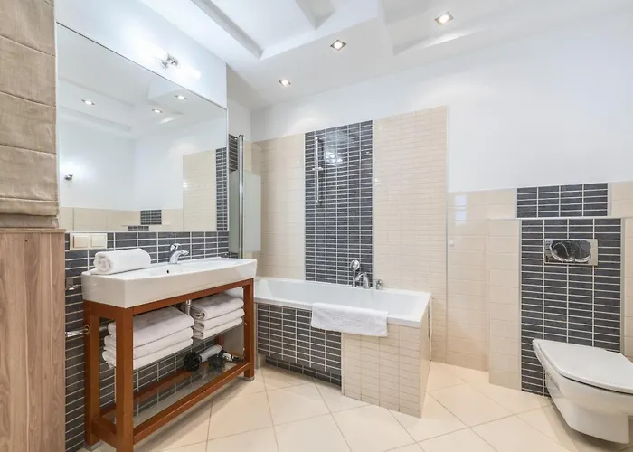 Dr - Hamptons Apartment *